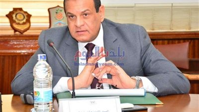 محافظ البحيرة يحيل 43 عاملاً بمستشفى المحمودية ومدرسة التريسي للتحقيق