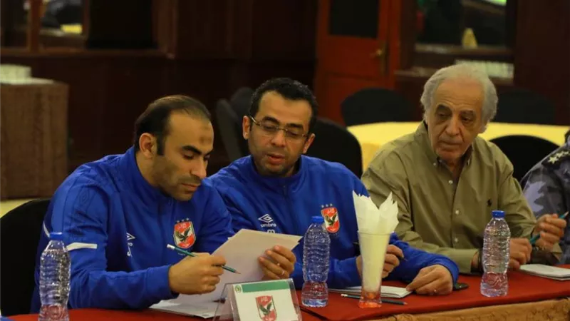 الأهلي يرتدي زيه التقليدي في مواجهة الهلال السوداني.. غدًا