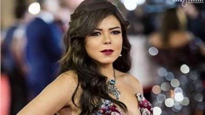 عائلة فريد شوقي.. ناهد السباعي تهنئ جمهورها على انستجرام