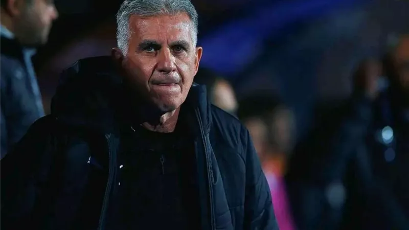 اليوم.. كيروش يسلم ملف مباراة مصر والسنغال لاتحاد الكرة