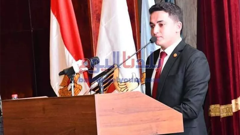 تعرف على مقدم منتدى برلمان الشباب الذي نال إعجاب الوزراء والتنفيذين