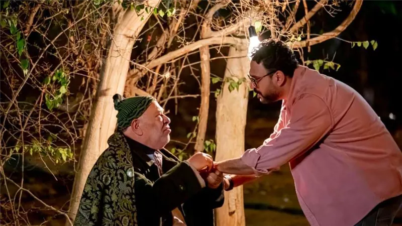 الحلقة الثانية من مكتوب عليا.. صلاح عبدالله هو سبب توتر أكرم حسني