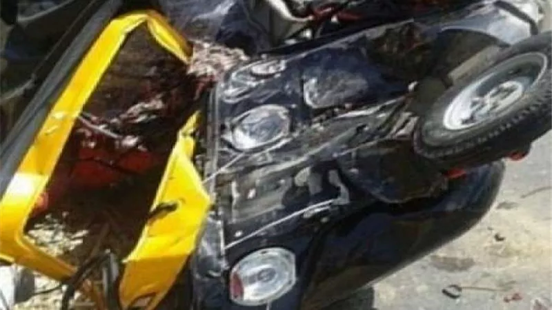 إصابة 3 أشخاص في حادث انقلاب توك توك بكفر الشيخ