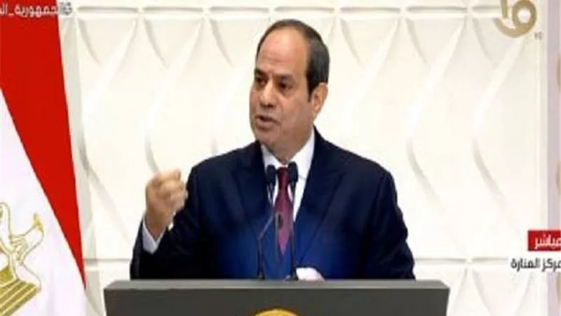 السيسي يوجه بإنشاء مقر دائم للكلية الملكية البريطانية في العاصمة الإدارية الجديدة