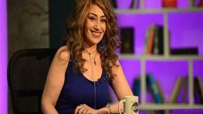 إيناس مكي: 