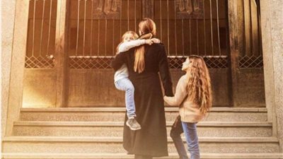 السوشيال ميديا تحرج إبراهيم عيسى بسبب مشهد في مسلسل فاتن أمل حربي