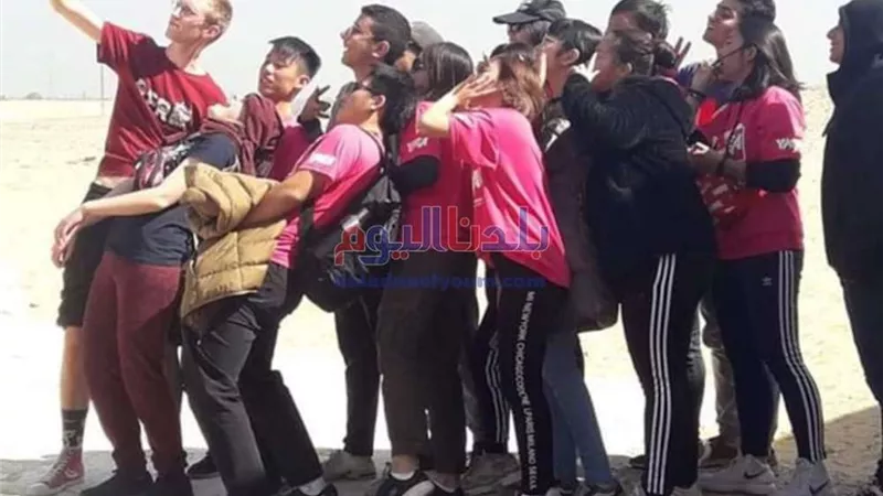 آثار تونا الجبل بالمنيا تستقبل وفدًا سياحيًا من أوكرانيا وتايوان