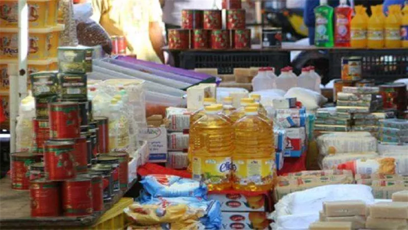ضبط 15 طن مواد غذائية مجهولة المصدر بالقاهرة