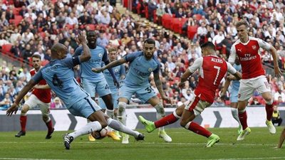 تقدم مانشستر سيتي على ليفربول في الديربي الناري