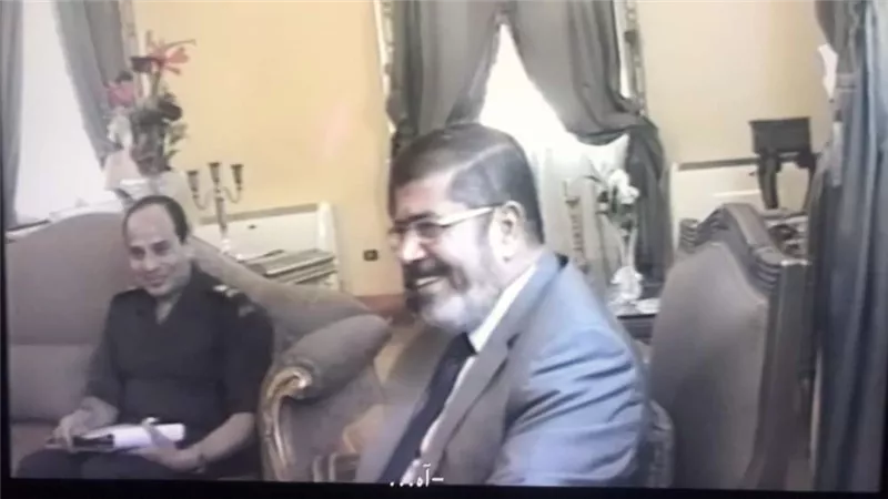 شاهد تسريب محمد مرسي وتهديدات للمشير طنطاوي في مسلسل الاختيار الحلقة 8 (فيديو)