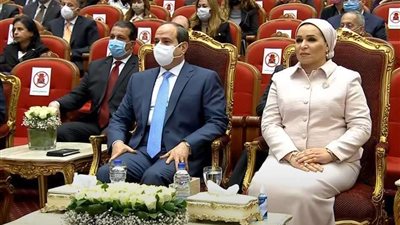 الرئيس السيسي يهنئ الشعب المصرى بذكرى انتصارات العاشر من رمضان