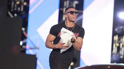 فيديو| محمد رمضان يرقص مع مصطفى فهمي على أنغام 