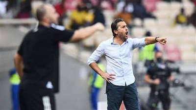 بعد فشل التجديد للمنتخب الإيفواري.. هل يقترب بوميل من خلافة كيروش؟