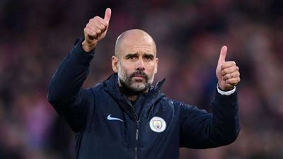 جوارديولا يعلن عودة أفضل مدافع في الدوري الإنجليزي 2020