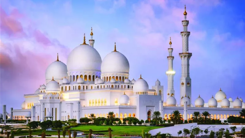موعد أذان الفجر في اليوم الحادي عشر لشهر رمضان المبارك