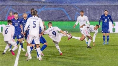 إصابة نجم ريال مدريد بفيروس كورونا