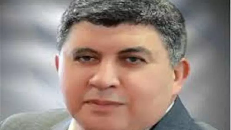 رئيس الشركة المصرية للمطارات يتفقد مطار أسيوط الدولي