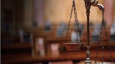 بدء أولى جلسات محاكمة سيدة لاتهامها بإحداث عاهة مستديمة لأخرى فى حلوان