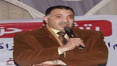 أمين 