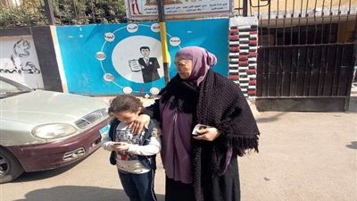 الشباب وكبار السن والسيدات في صدارة المشهد بانتخابات الجيزة.. صور