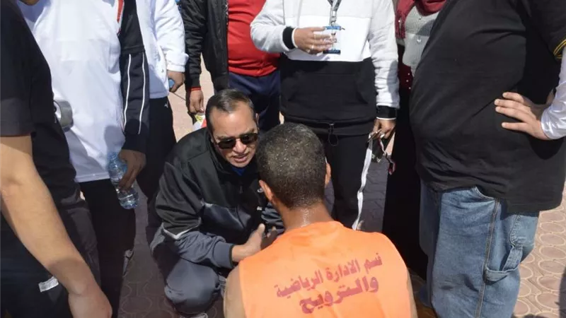تحت شعار 