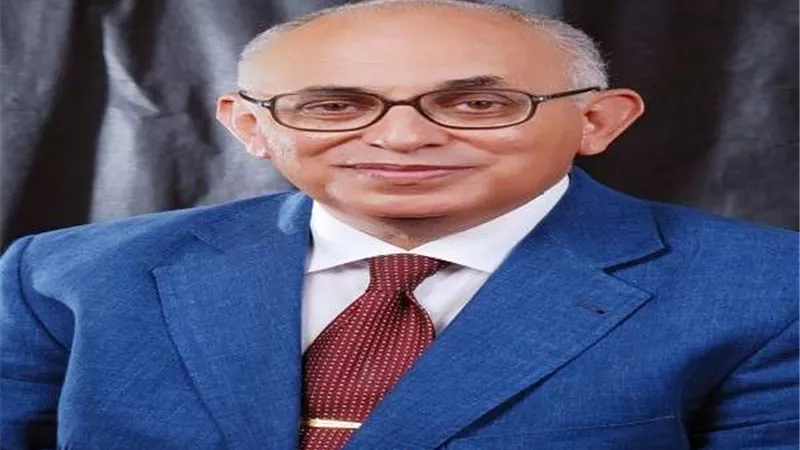مدى الحياة.. أستاذ 