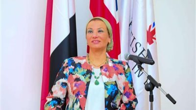 وزيرة البيئة تشارك في ندوة بالجامعة البريطانية لمناقشة دور الشباب في مواجهة تغير المناخ