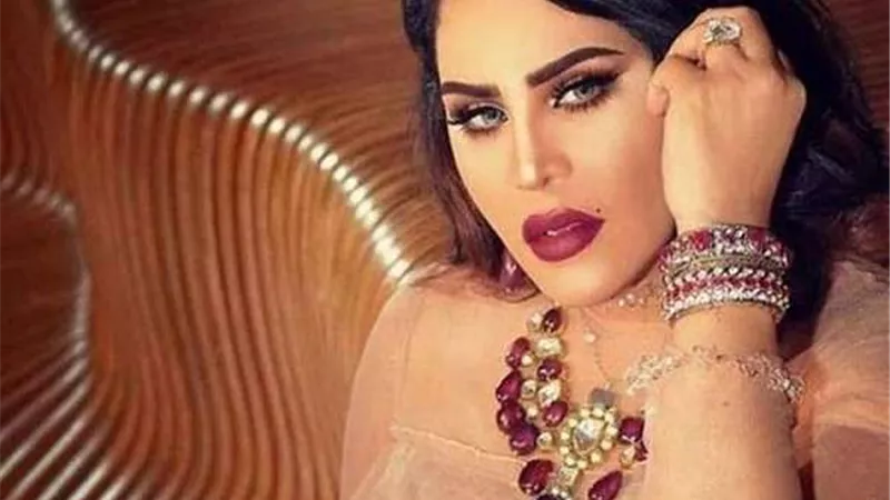 بفيديو صادم| أحلام تطالب مسئولي الإمارات بالتدخل بسبب مشاجرة بين طالبتين