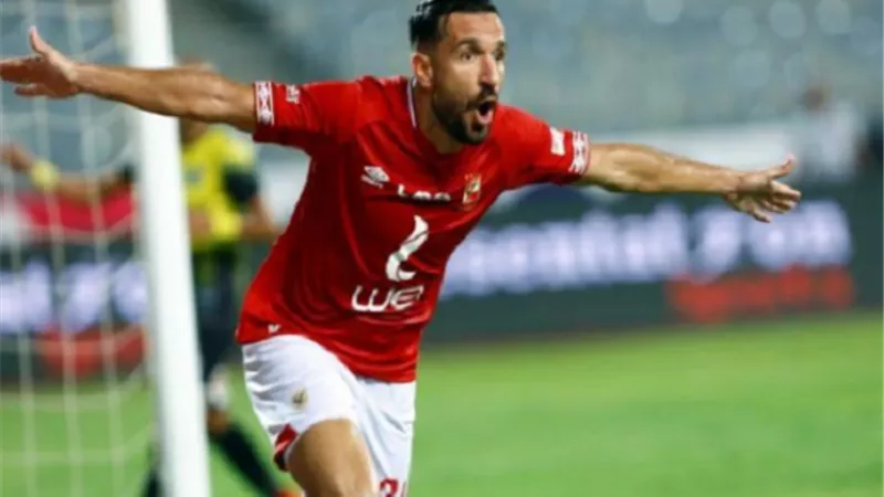 بالأسماء.. ثلاثي الأهلي مهدد بالغياب عن قمة السوبر أمام الزمالك