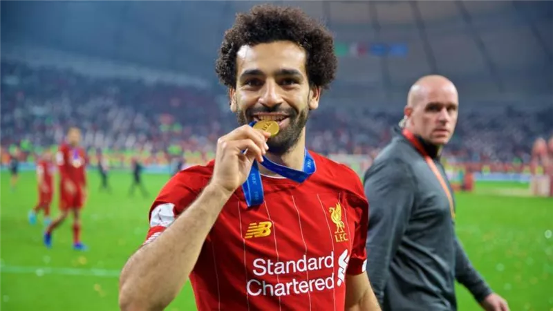 محمد صلاح يزور مدرسة ابتدائية في ليفربول.. 