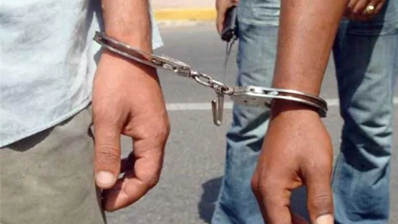 ضبط ثلاث صبية ألقوا أكياس مياه على أحد الأشخاص بالدقهلية