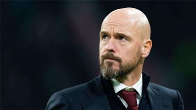 سبب تعاقد نادي مانشستر يونايتد الإنجليزي مع المدرب الهولندي تين هاج