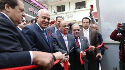 صور| وزير التنمية المحلية يفتتح أنفاق الجيزة بعد تطويرها