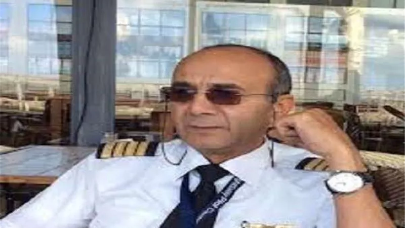 بعد فصله بسبب محمد رمضان.. الطيار الموقوف يظهر مع عمرو دياب ودينا الشربيني (صور)