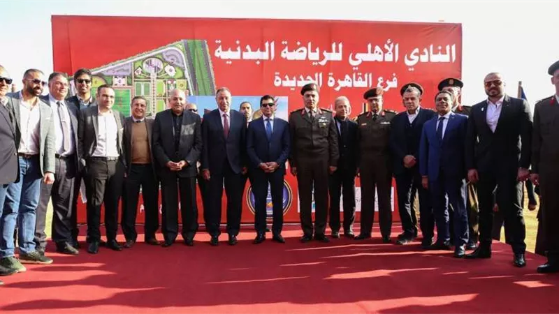 الخطيب يقوم بجولة تفقدية في أرض الفرع الرابع بالتجمع الخامس