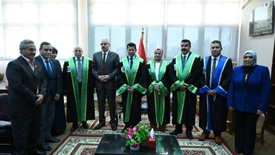 وزير الرياضة يناقش رسالة ماجستير بكلية التربية الرياضية بجامعة قناة السويس