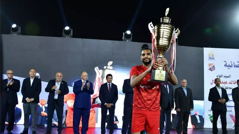 وزير الرياضة ومحافظ القاهرة يشهدان ختام الدورات الرمضانية لكرة القدم