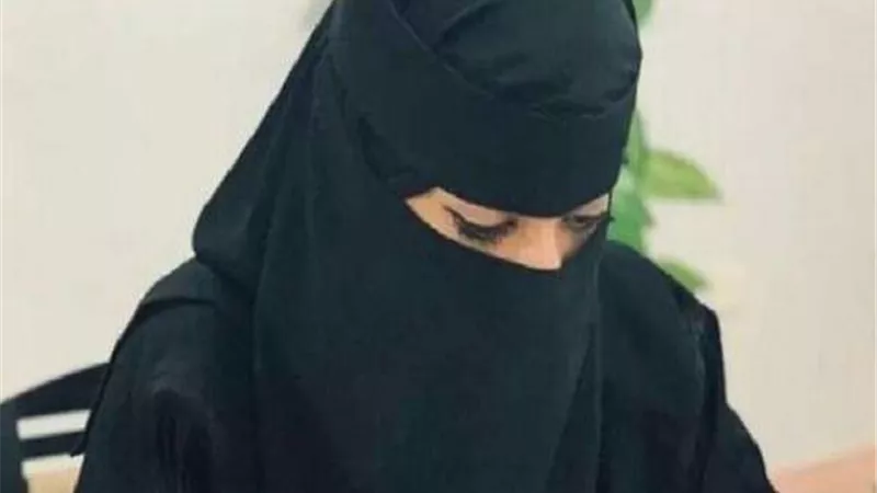 لهذا السبب.. فتاة سعودية تتحول حياتها إلى كابوس