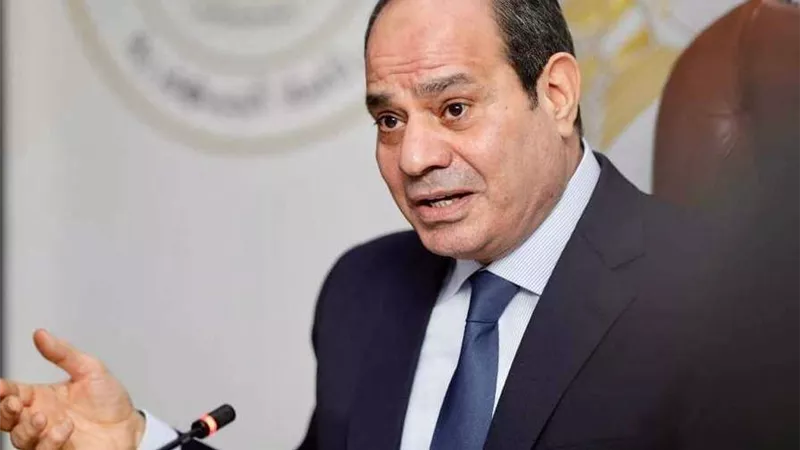 في حفل الإفطار.. عضو 