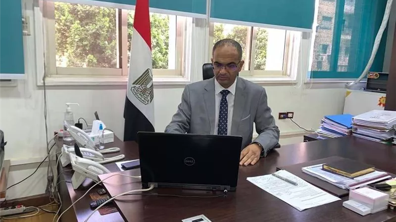 نائب وزير الإسكان للبنية الأساسية يلتقي مسئولى بنك الاستثمار الأوروبي.. لأمر هام