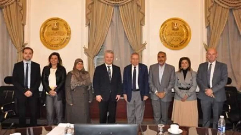 التعليم تُناقش دعم تطوير القطاع الفني مع مدير المؤسسة الأوروبية للتدريب 