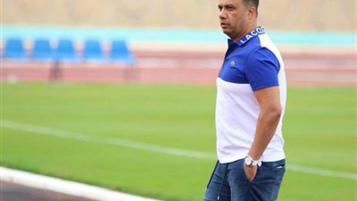 حمادة أنور يهنئ مرتضى منصور بعد تتويج الزمالك بكأس السوبر