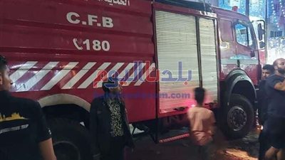 الحماية المدنية تسيطر على حريق نشب بمحلات ادوات كهربائية