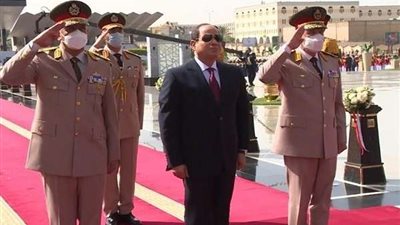 بمناسبة عيدي الفطر والعمال.. الرئيس السيسي يوجه التهنئة للشعب المصري