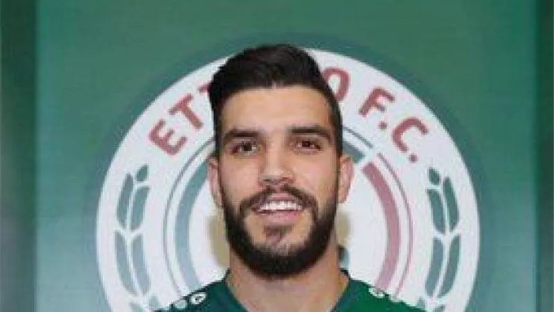 أزارو يقود الاتفاق للفوز على الفيصلي بهدفين في الدوري السعودي