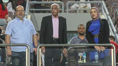 علام والرفاعي والعطار يدعمون منتخب الناشئات بعد مباراة نيجيريا