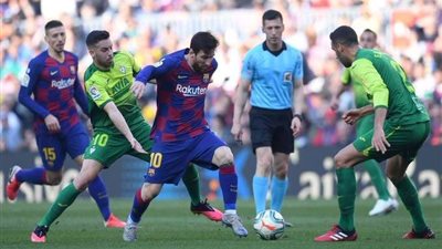 مدرب برشلونة يشيد بميسي وبرايثويت بعد الفوز الكاسح على إيبار
