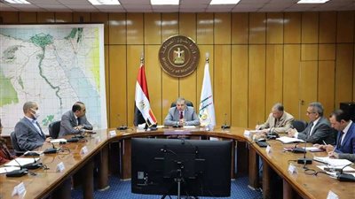سعفان يوجه بمتابعة تنفيذ إجازة مدفوعة الأجر خلال ايام العيد
