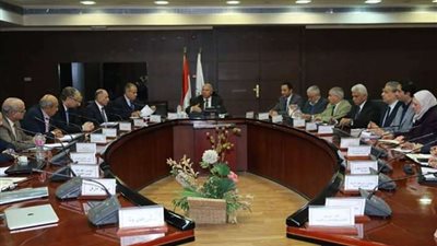 وزير النقل يتابع الموقف التنفيذي لأعمال إنشاء المحطة متعددة الأغراض بميناء الإسكندرية