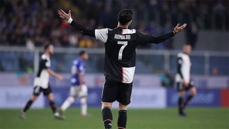 في مباراته رقم 1000.. رونالدو يقود تشكيل يوفنتوس لمواجهة سبال بالدوري الإيطالي
